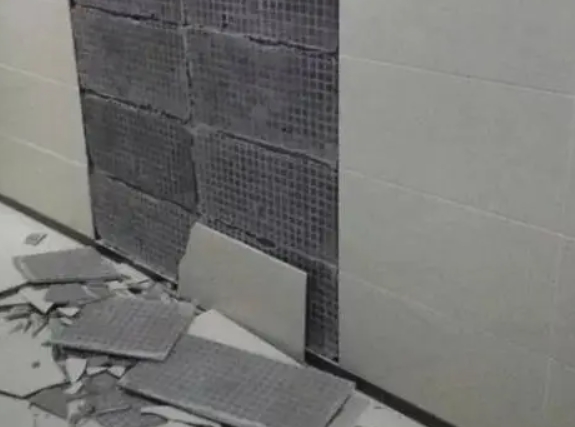 上犹瓷砖空鼓维修公司分享下上犹墙砖松动维修的知识